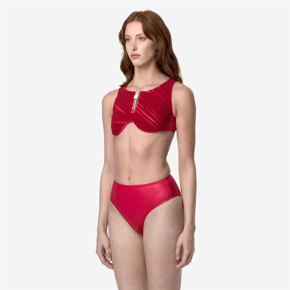 Braguitas de baño de talle alto fucsias para looks de verano 02