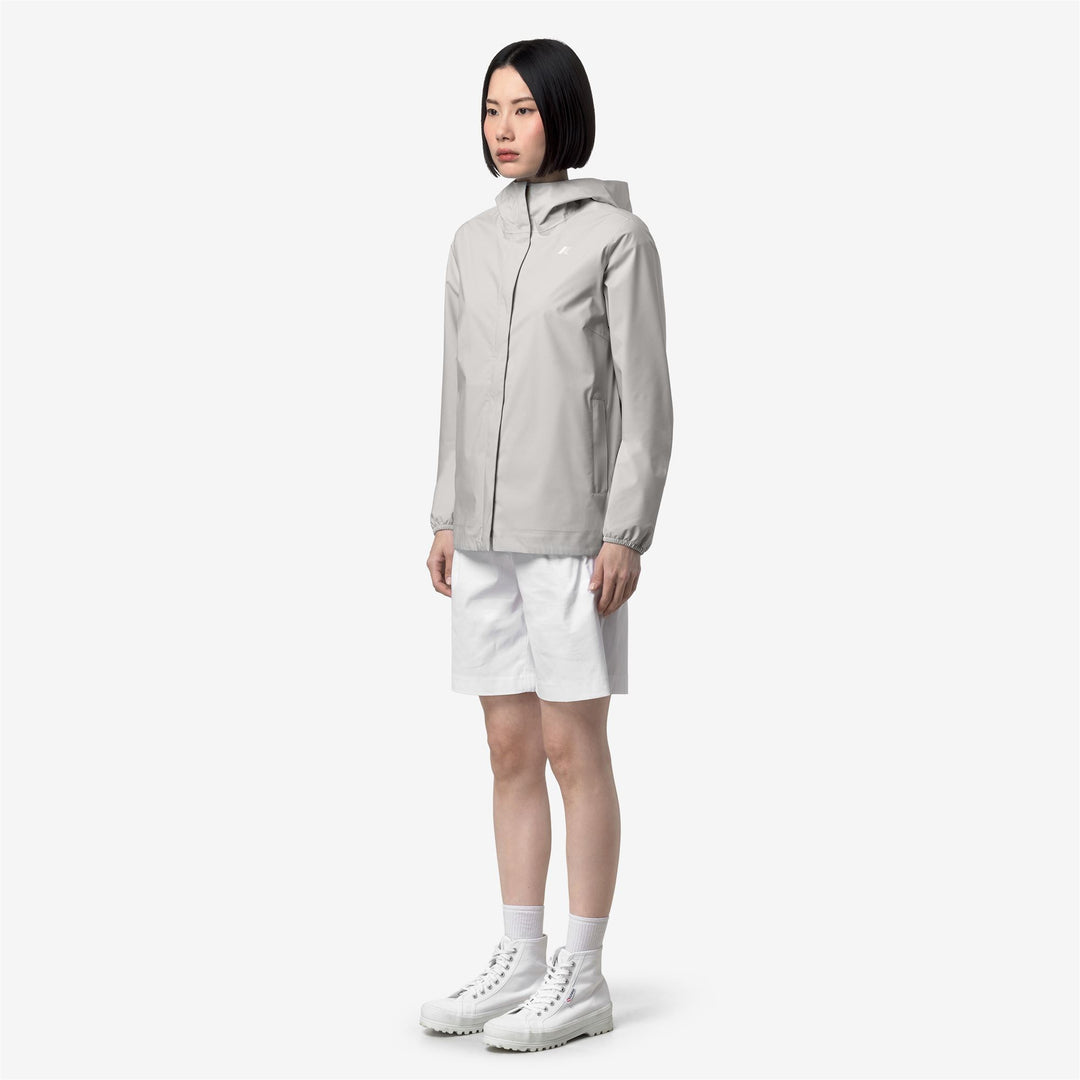 Chaqueta impermeable de mujer beige y gris de media longitud main