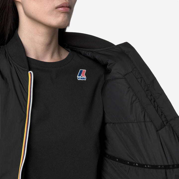 Chaqueta corta impermeable con aislamiento para mujer, color negro 3