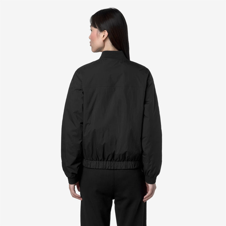 Chaqueta corta impermeable con aislamiento para mujer, color negro 6