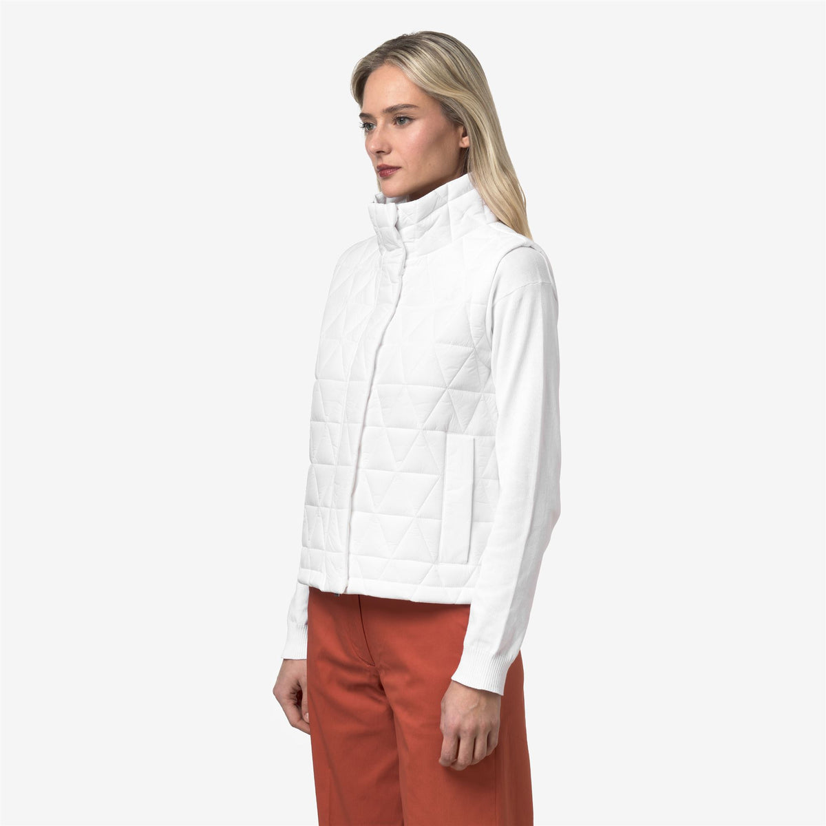Jackets_Woman_SATINE DIAMOND QUILTED WARM_Vest_White - White - Commercial 5