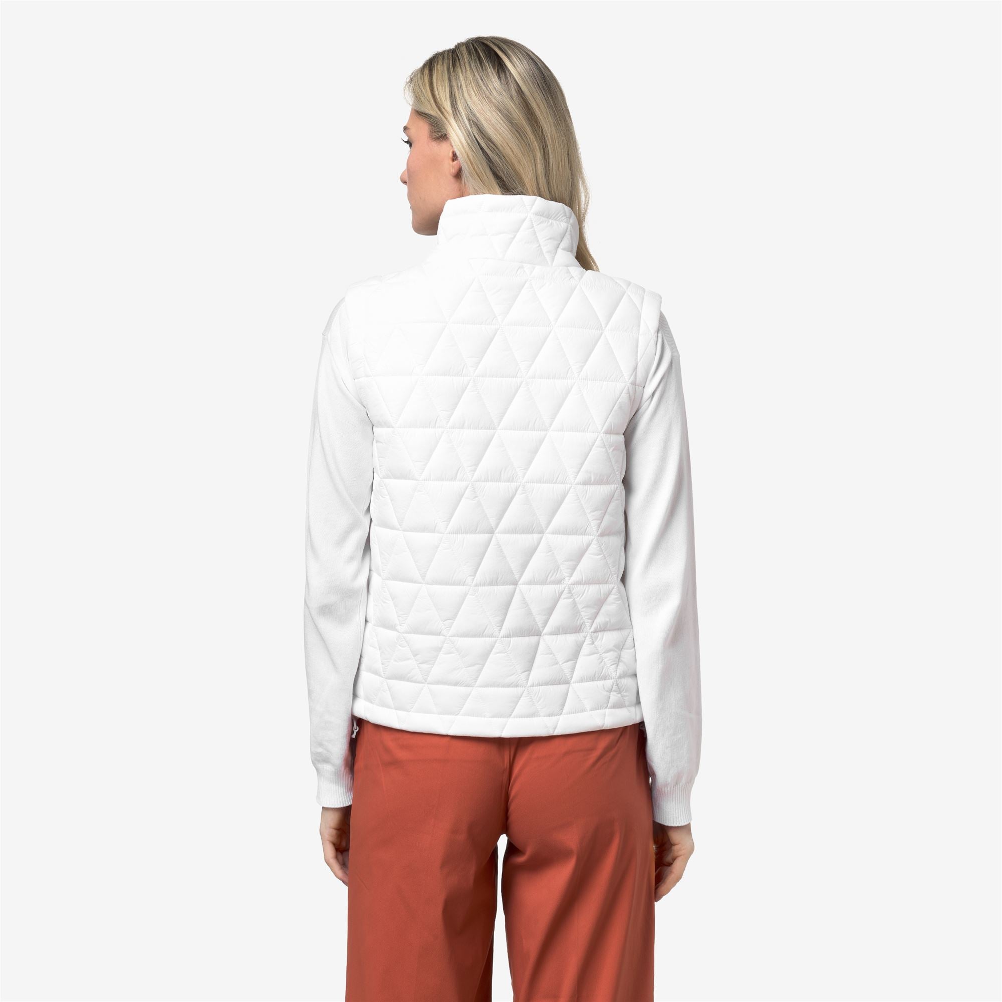 Jackets_Woman_SATINE DIAMOND QUILTED WARM_Vest_White - White - Commercial 6