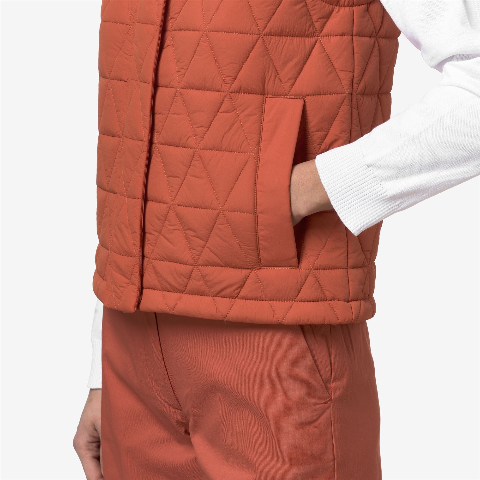 Jackets_Woman_SATINE DIAMOND QUILTED WARM_Vest_Orange Brownish - Commercial 7