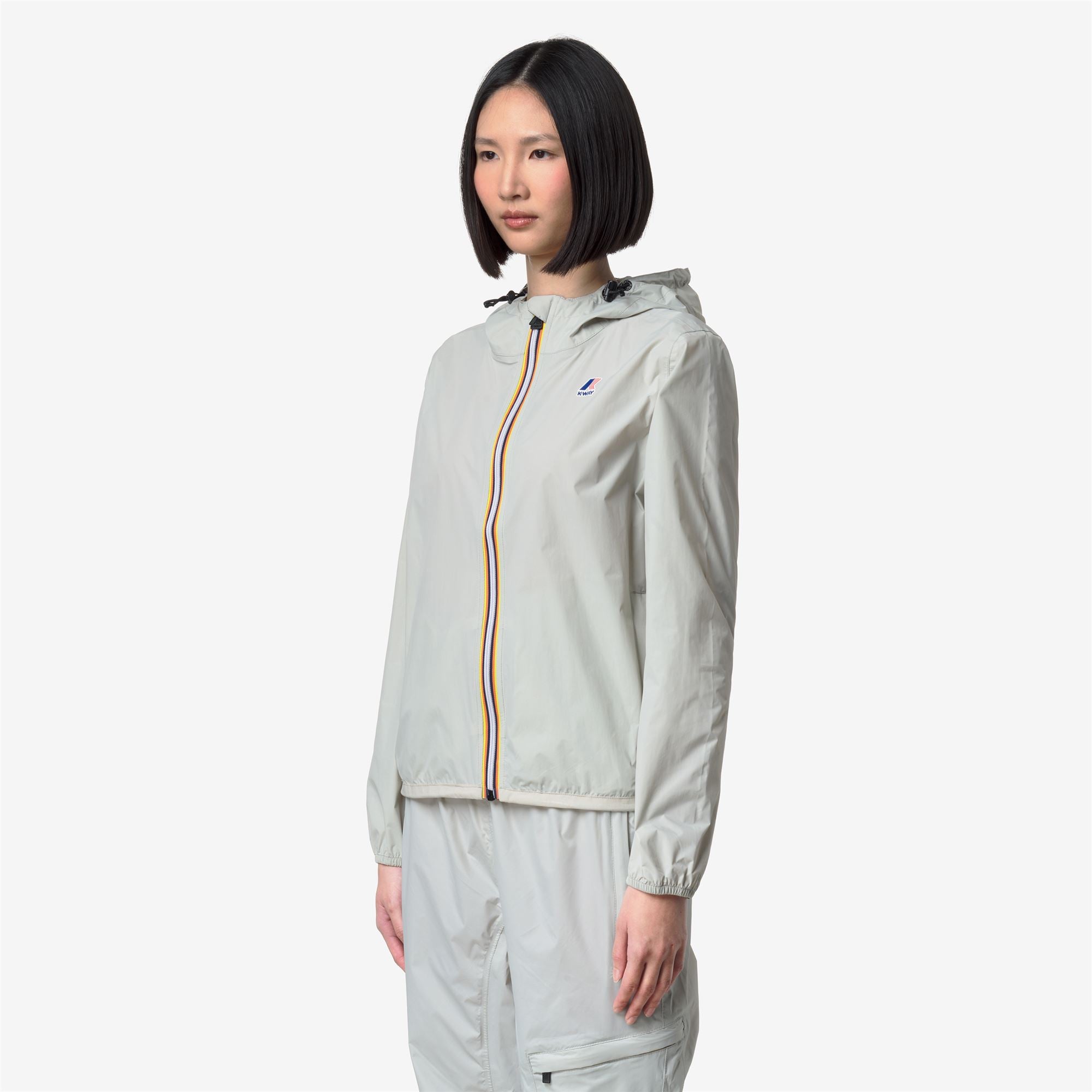 Jackets_WOMAN_LE VRAI 4.0 CLAUDETTE_Mid_BEIGE LT - Commercial 5