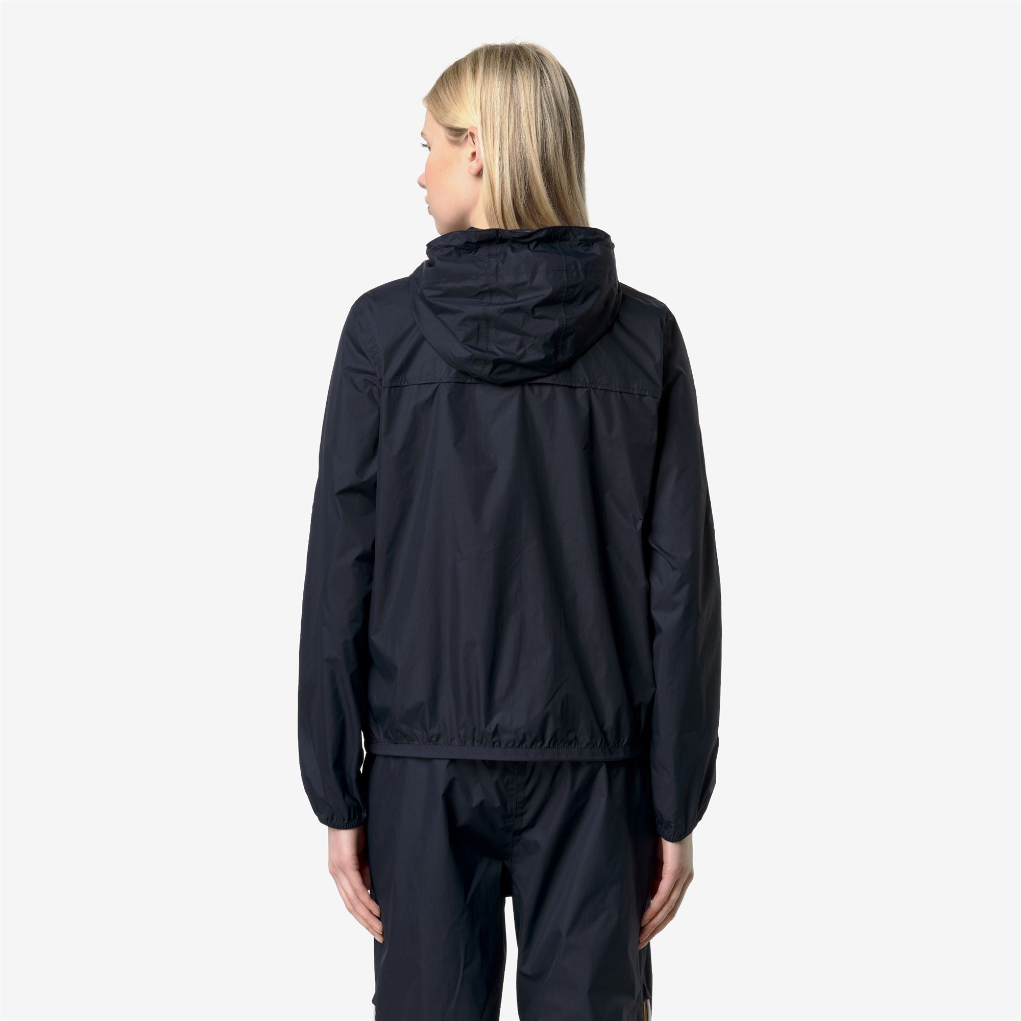 Jackets_WOMAN_LE VRAI 4.0 CLAUDETTE_Mid_Blue Depth - Commercial 6