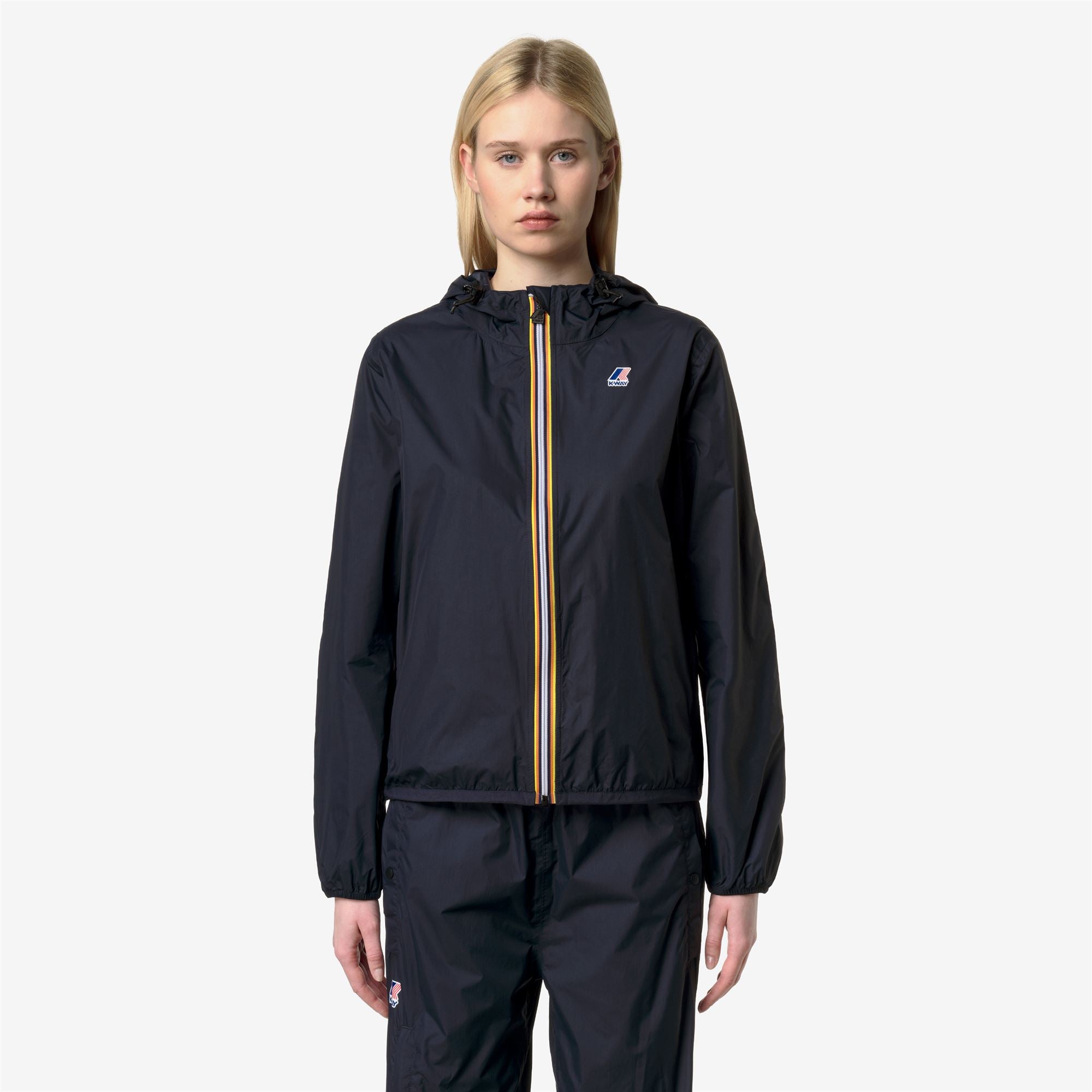 Jackets_WOMAN_LE VRAI 4.0 CLAUDETTE_Mid_Blue Depth - Commercial 4