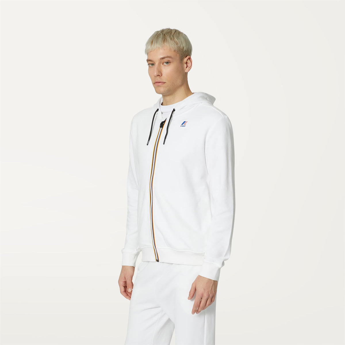 Fleece_UNISEX_LE VRAI ARNEL POLY COTTON_Jacket_White - Commercial 5
