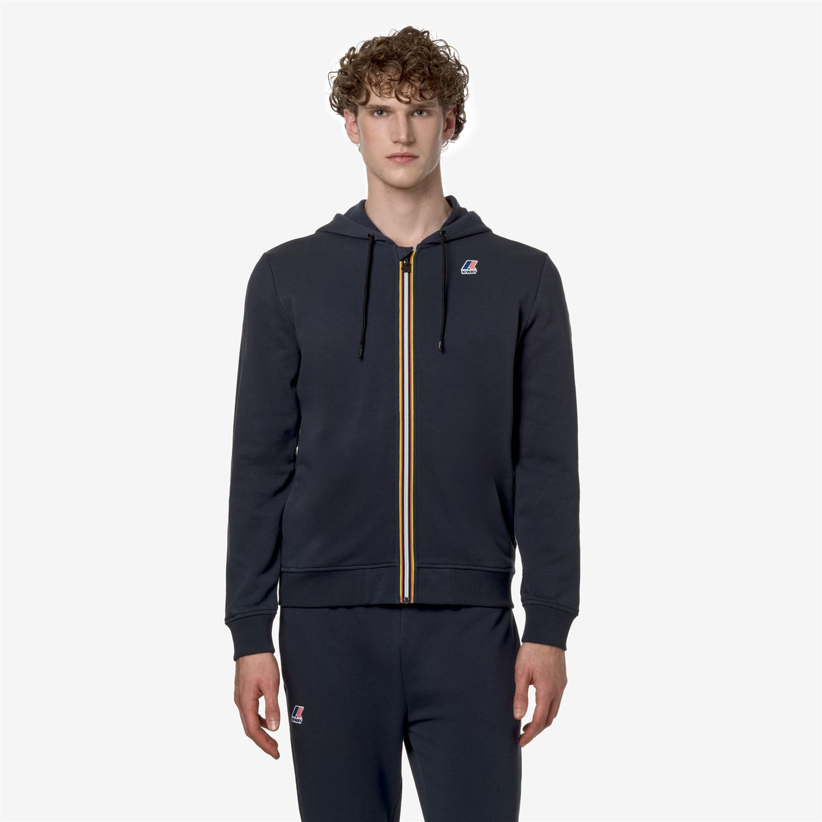 Fleece_UNISEX_LE VRAI ARNEL POLY COTTON_Jacket_Blue Depth - Commercial 4