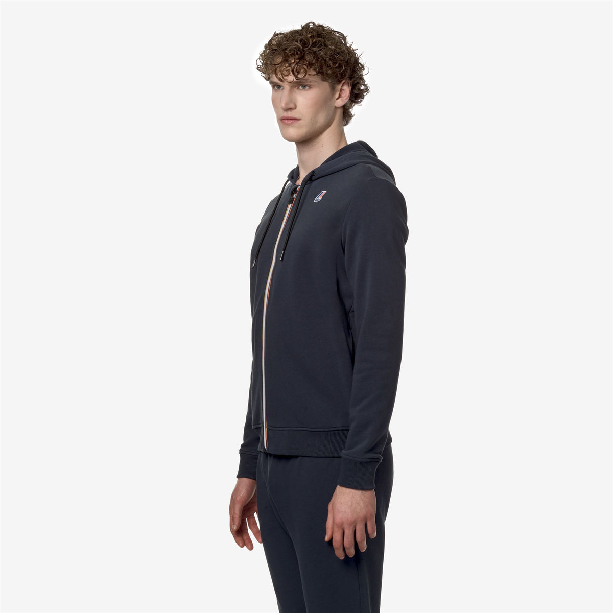 Fleece_UNISEX_LE VRAI ARNEL POLY COTTON_Jacket_Blue Depth - Commercial 5
