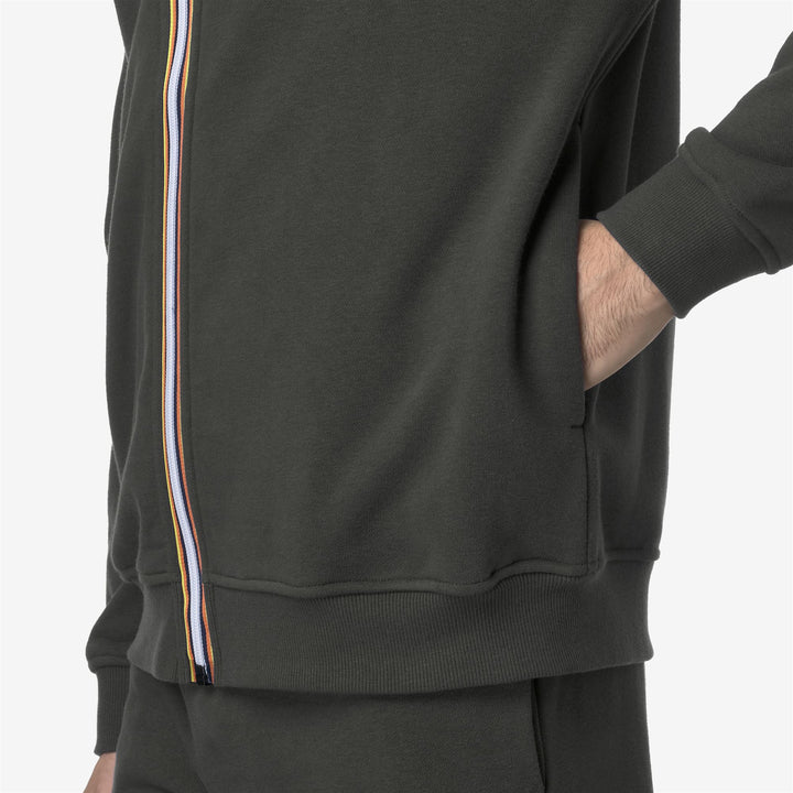 Giacca in Pile Unisex Verde Scuro per Uso Urbano 4