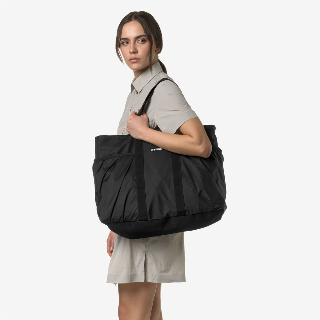 Bags_UNISEX_SAINT MALO_Tote Bag_Black Pure - Commercial 5