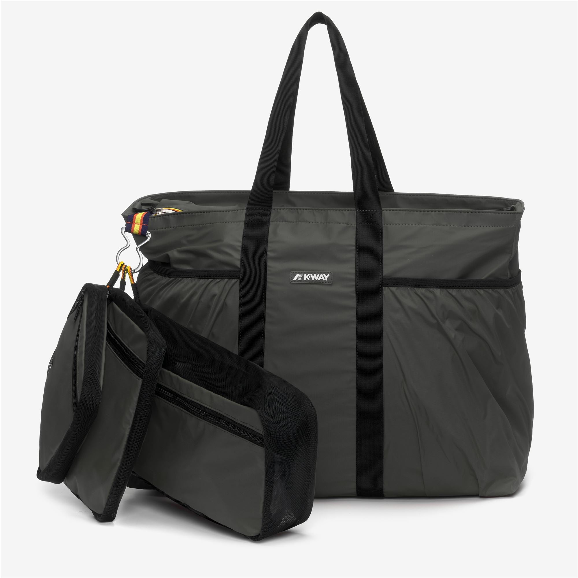 Bags_UNISEX_SAINT MALO_Tote Bag_GREEN BLACKISH - Commercial 2