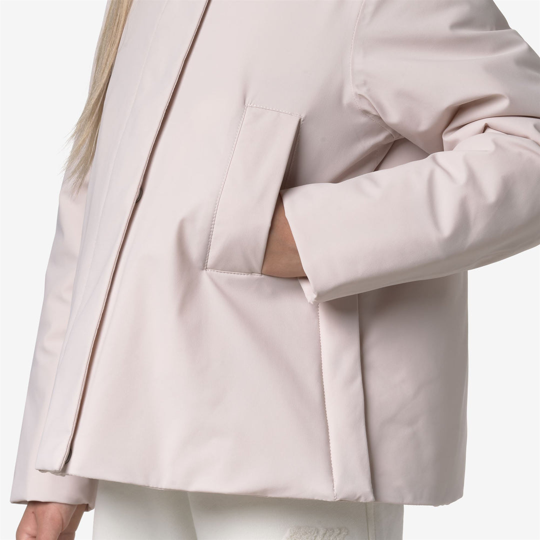 Giacca corta impermeabile grigia da bambina con cappuccio ripiegabile main