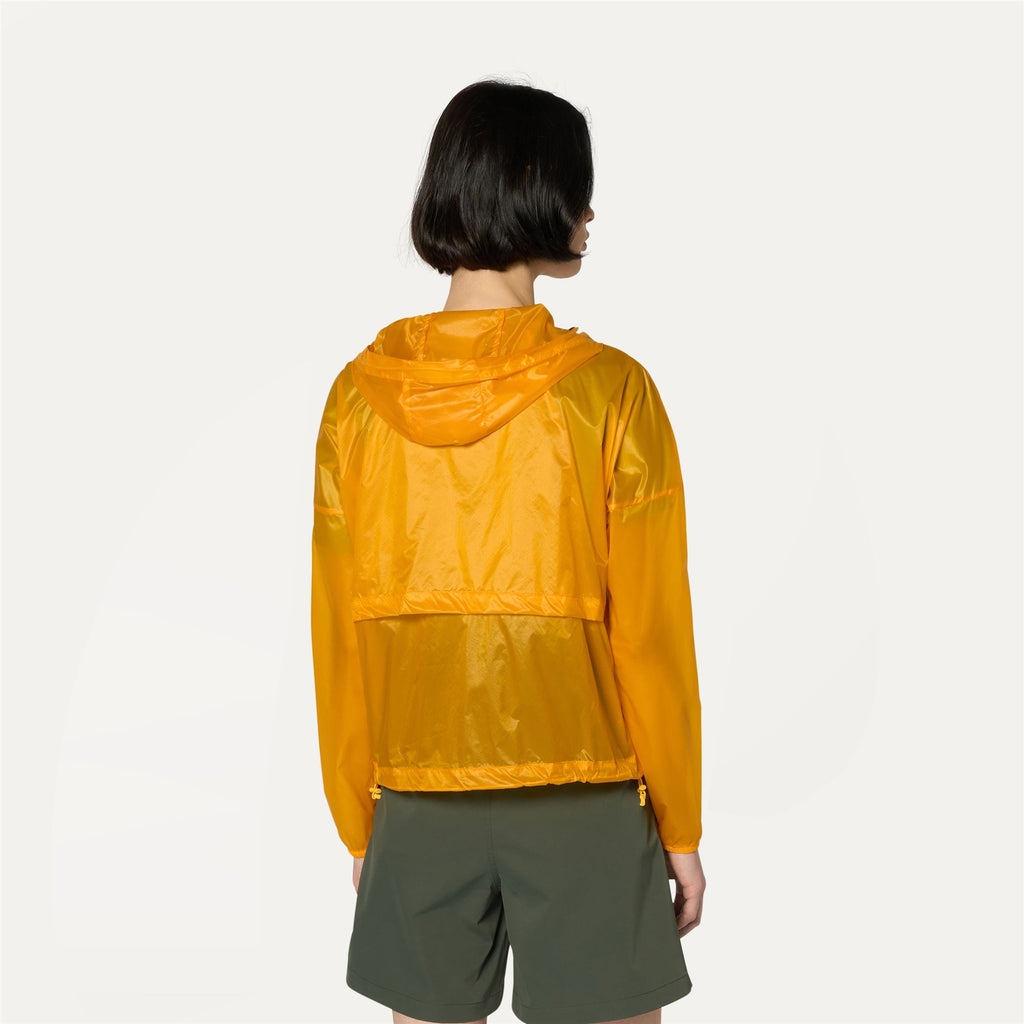 Jackets_WOMAN_OPHEL LIGHT MICRO RIPSTOP_Short_Yellow Sunstruck - Commercial 6