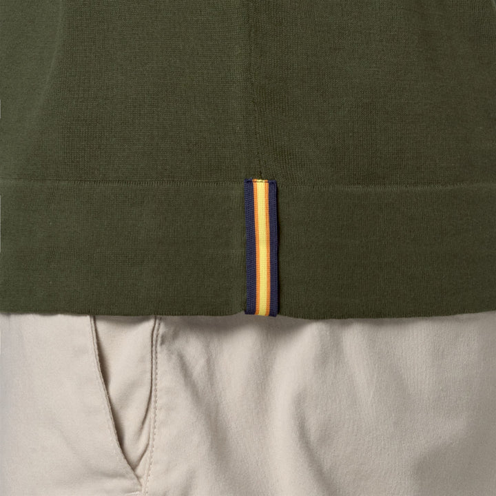 Camisa polo clásica de algodón para hombre en marrón y verde 2