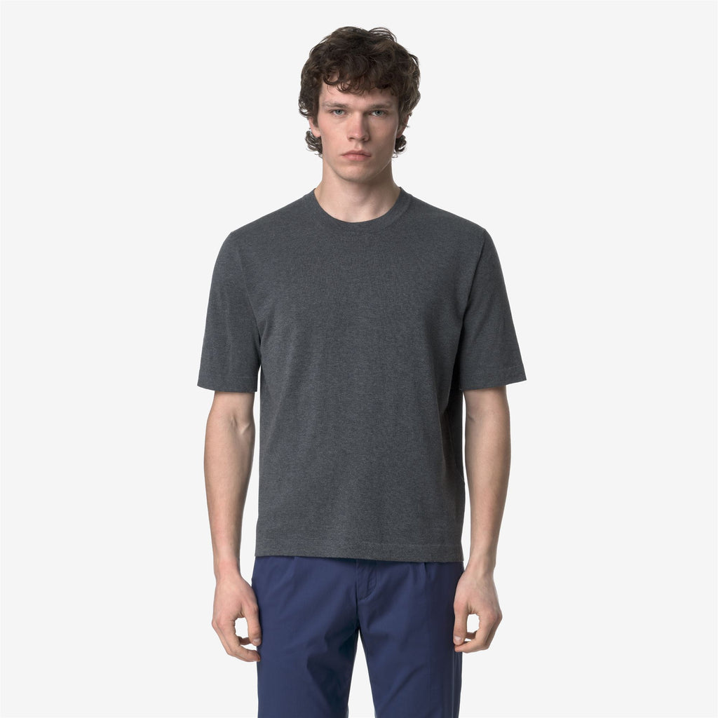 Knitwear_MAN_COMBE_Pull Over_Grey Md Mel - Grey Md Steel - Commercial 4