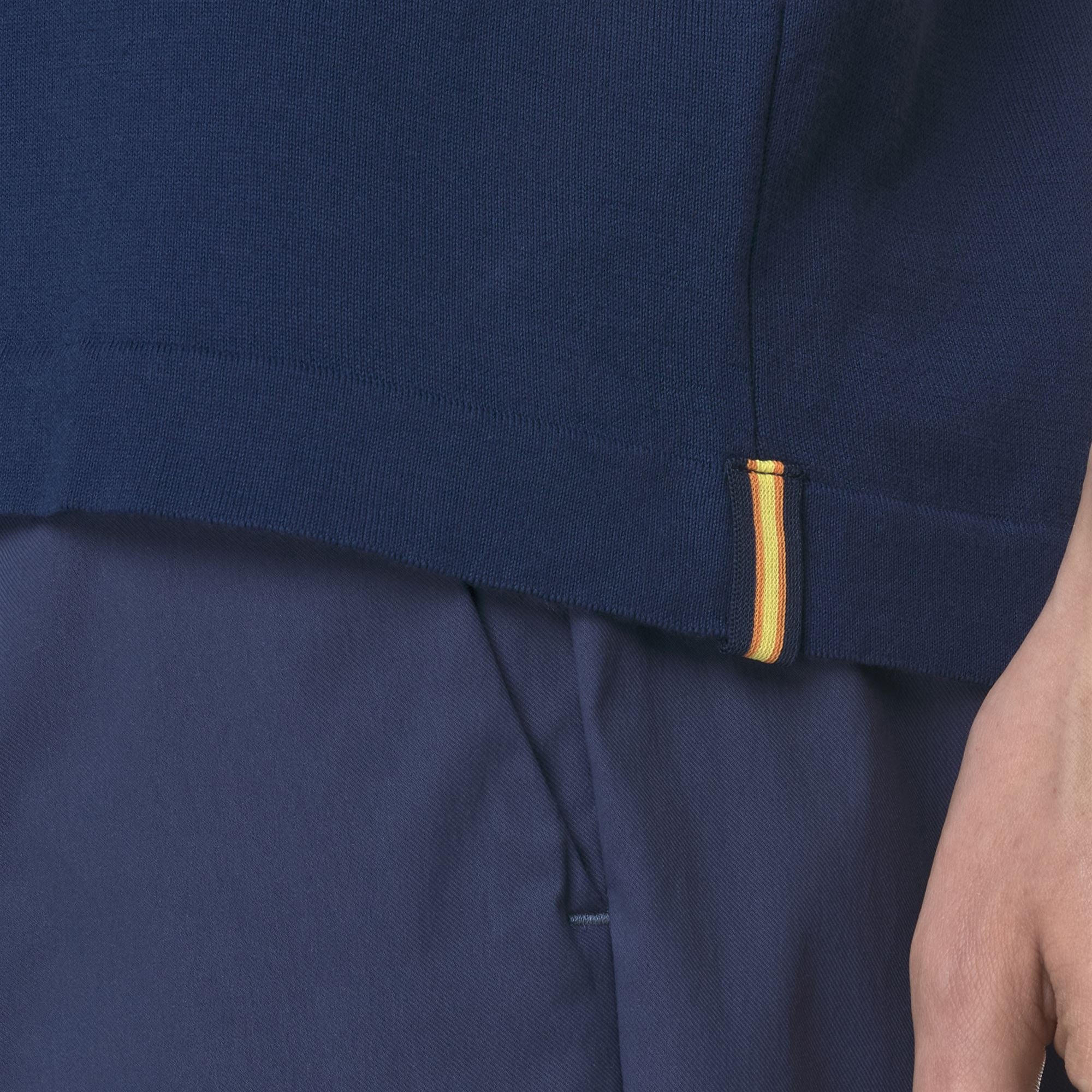 Knitwear_MAN_COMBE_Pull Over_Blue Depths - Commercial 7
