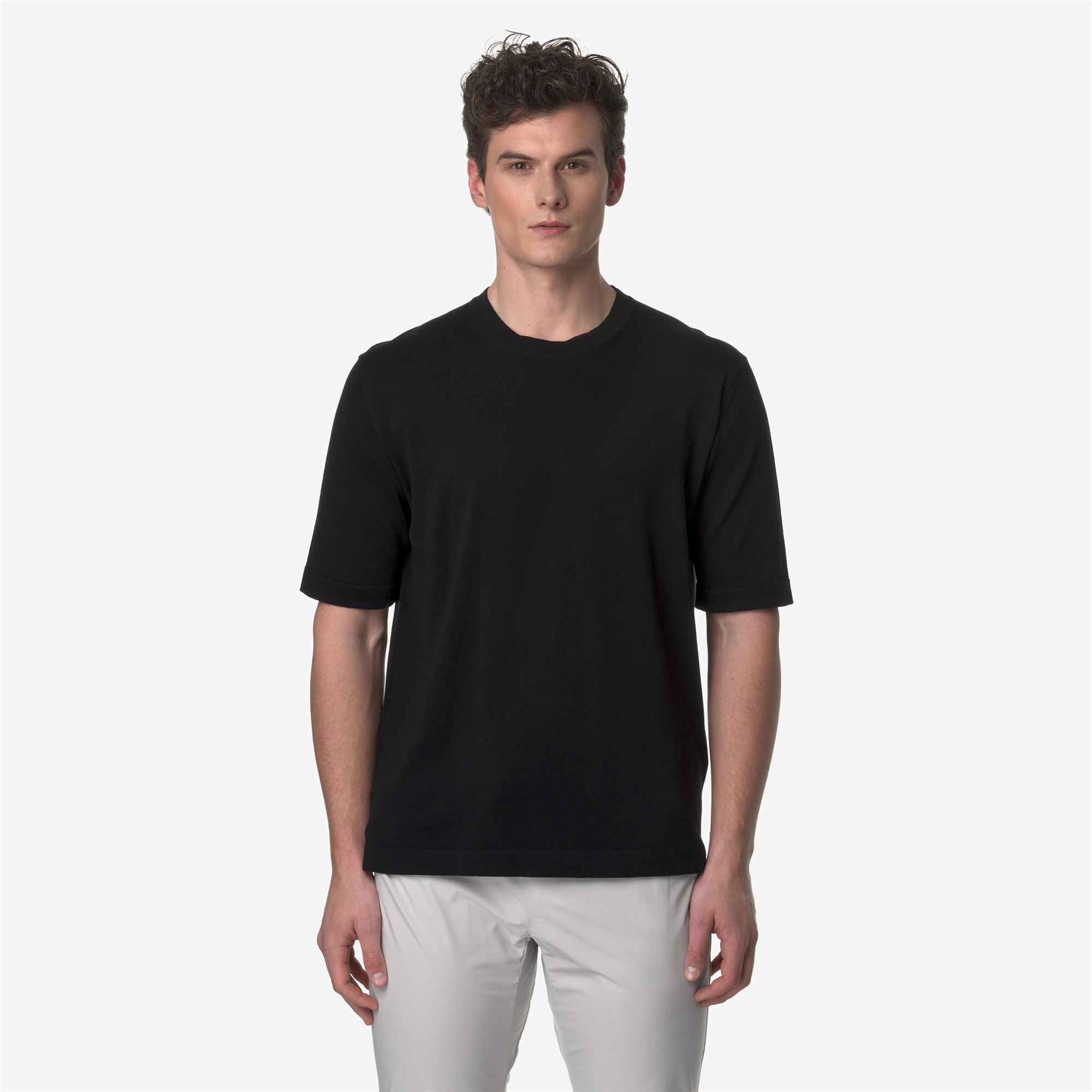 Knitwear_MAN_COMBE_Pull Over_Black Pure - Commercial 4