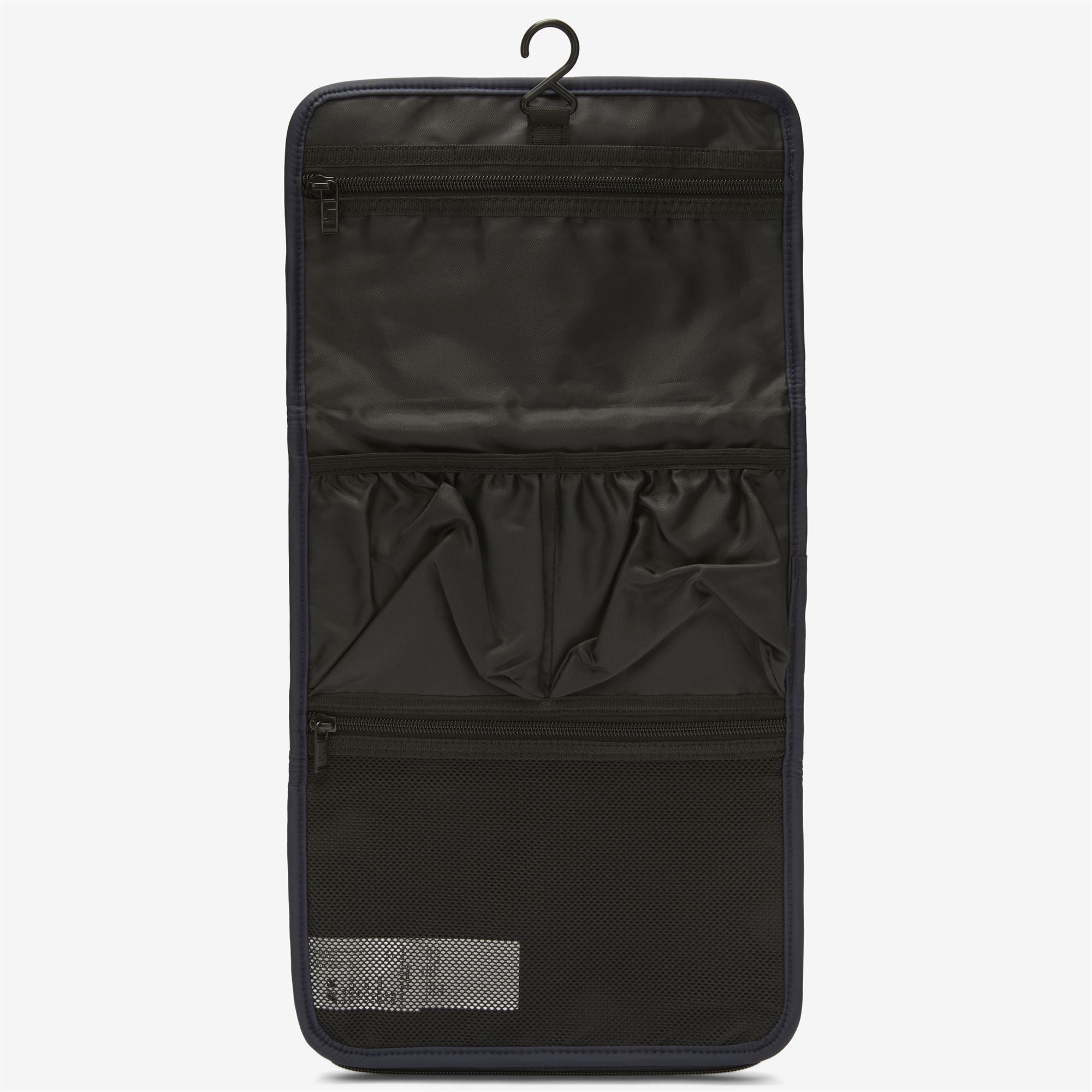 Small Accessories_UNISEX_REVILLE_Beauty Case_Blue Depth - Commercial 3