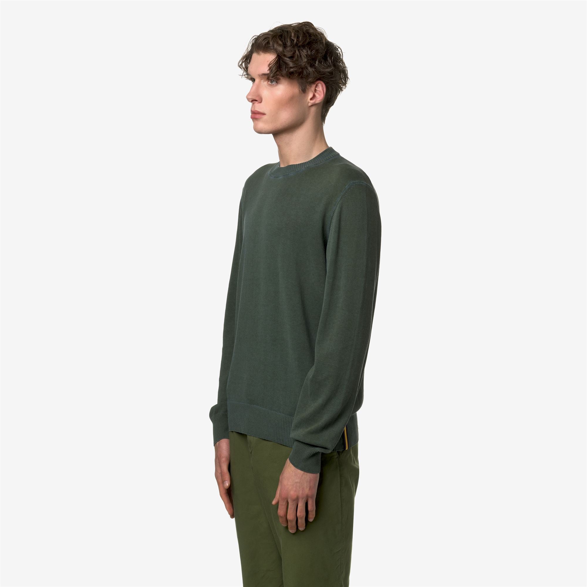 Knitwear_Man_BROU_Pull Over_Green A-Blue I - Commercial 5