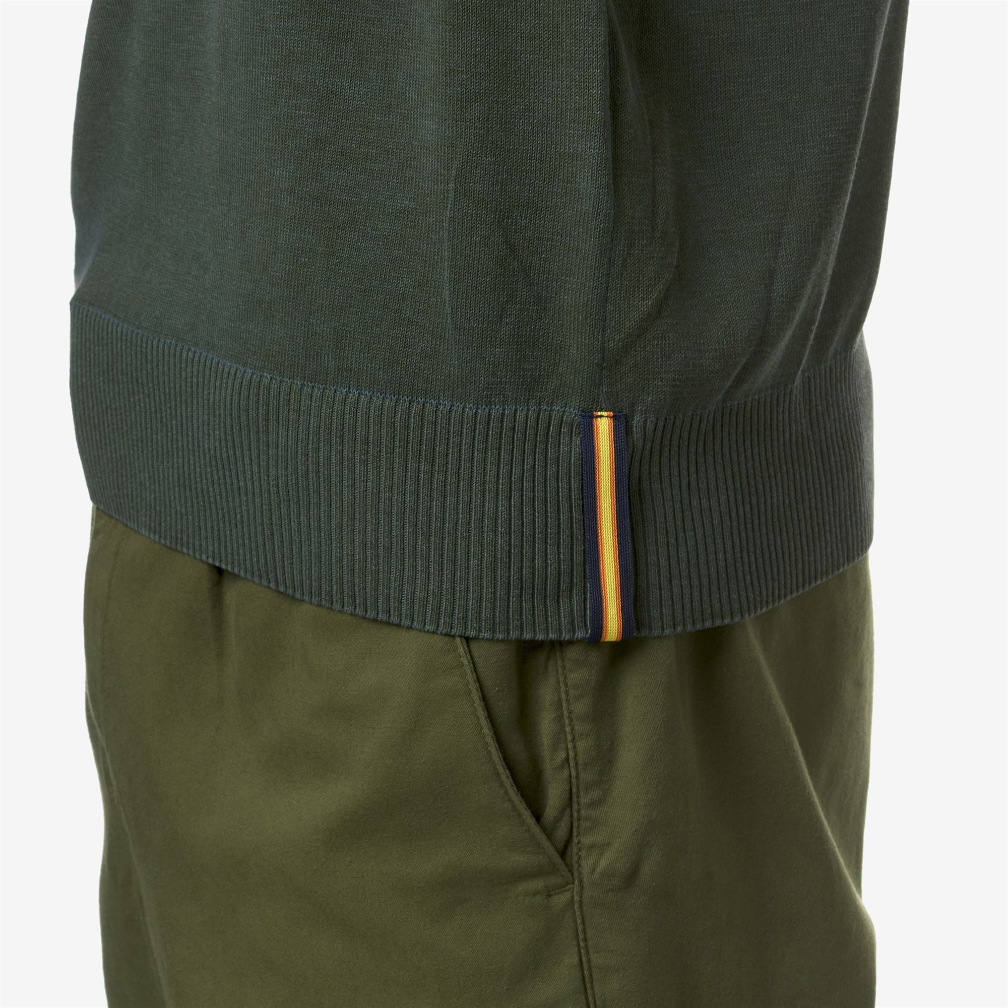 Knitwear_Man_BROU_Pull Over_Green A-Blue I - Commercial 7