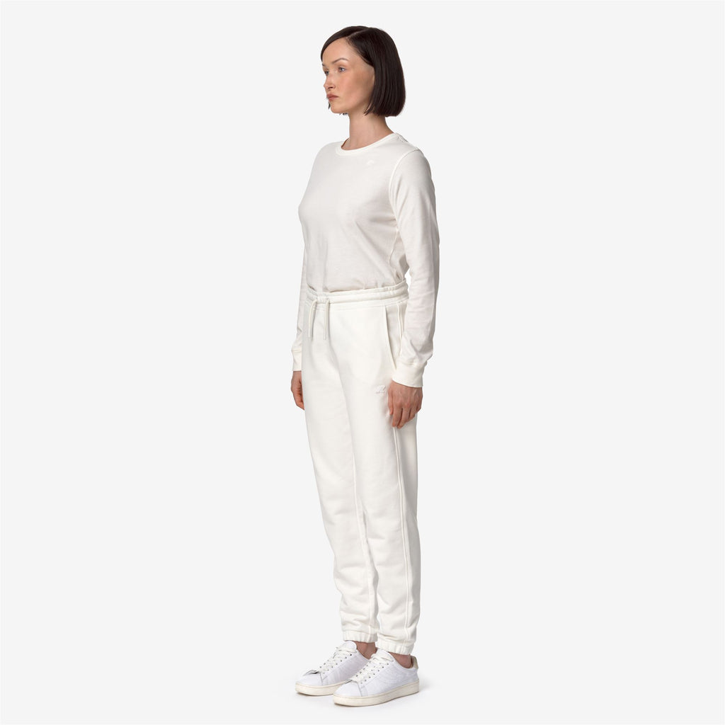 Pants_WOMAN_GINEVRETTE FLEECE PEACH_Sport Trousers_White Gardenia - Commercial 5