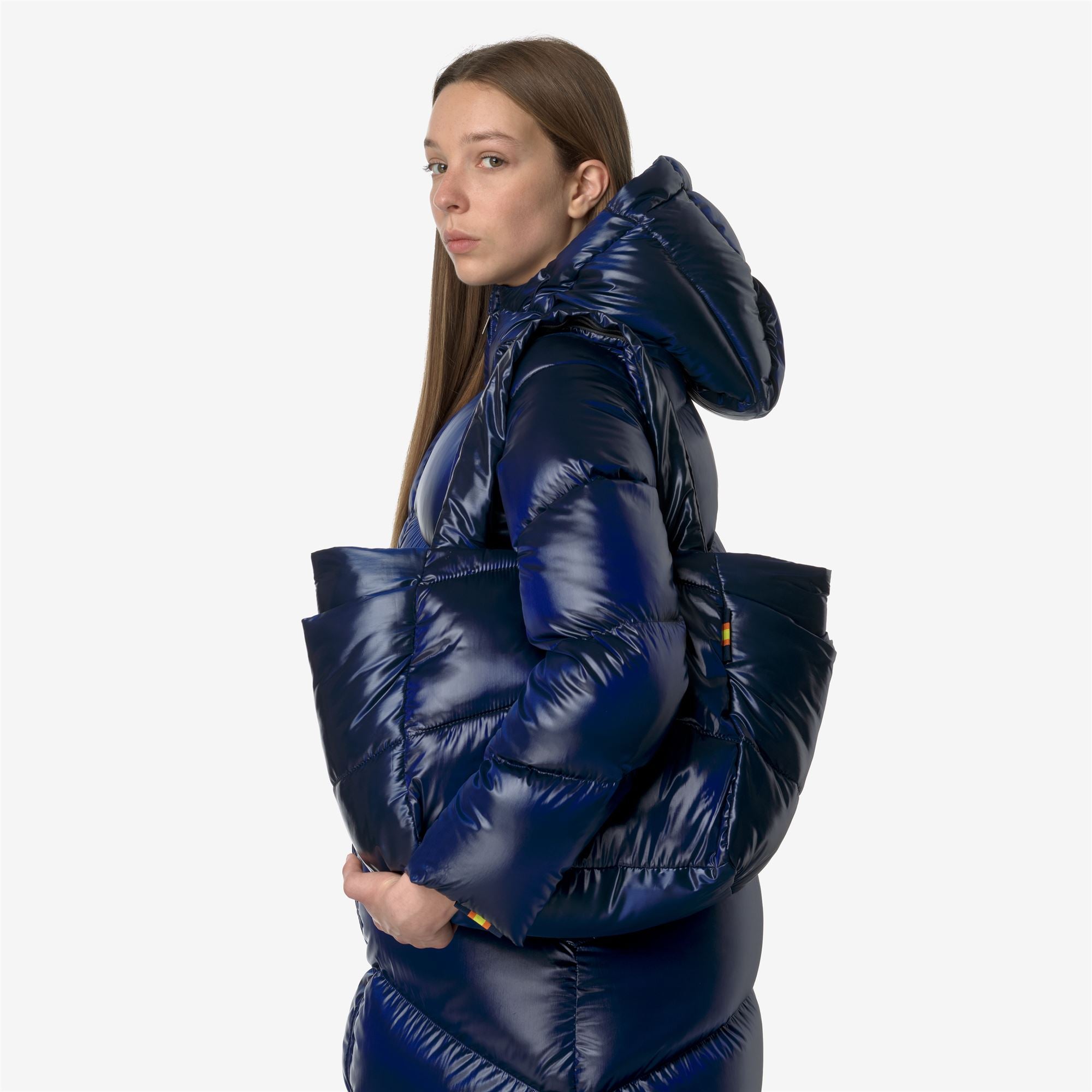 Bags_WOMAN_NIN CRYSTAL CHINTZ_Tote Bag_BLUE DEPTH CHINTZ - Commercial 6