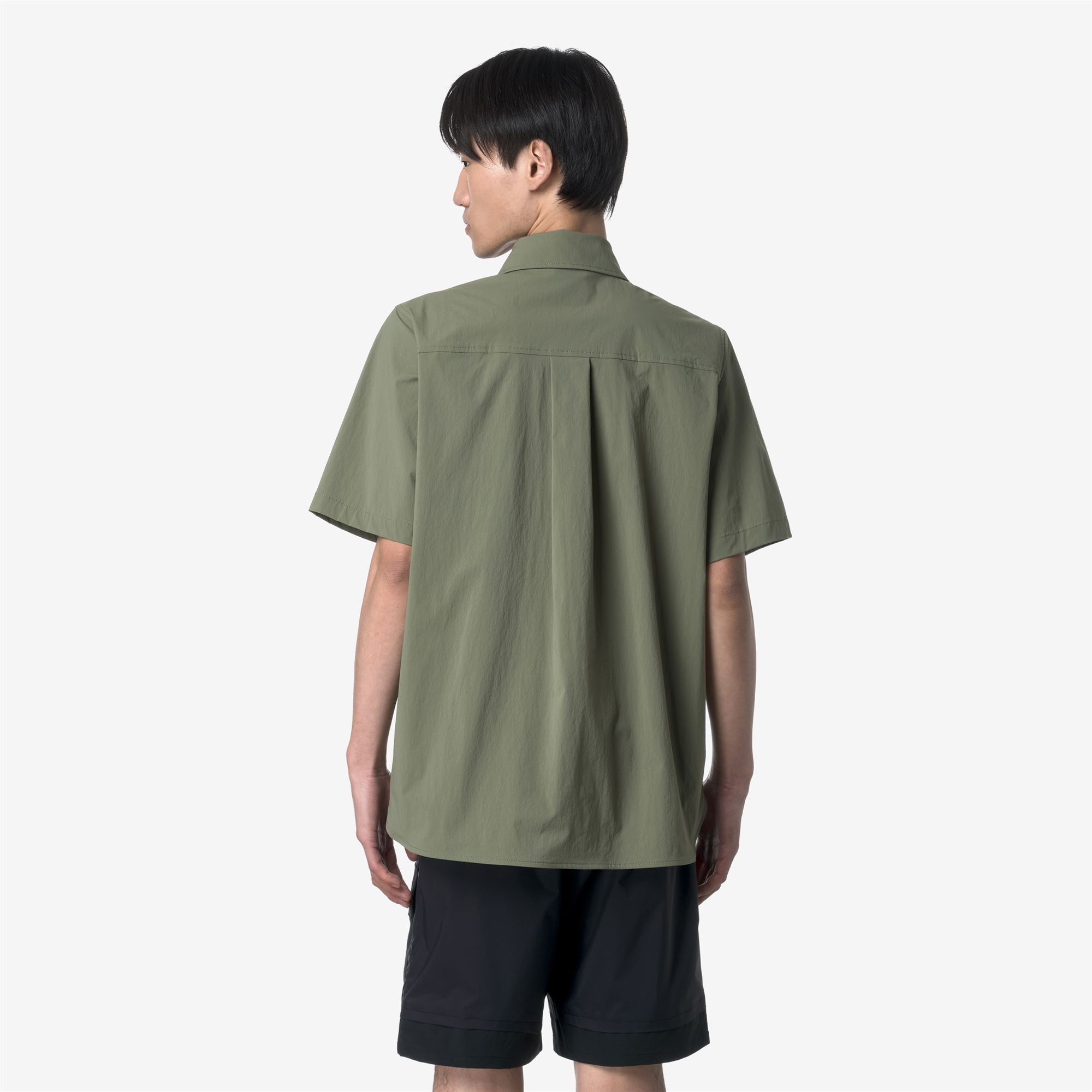 Shirts_UNISEX_REI_Classic_Green Lichen - Commercial 6