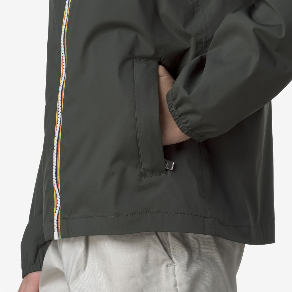 Jackets_BOY_P. JACK STRETCH NYLON JERSEY_Short_GREEN BLACKISH - Commercial 7