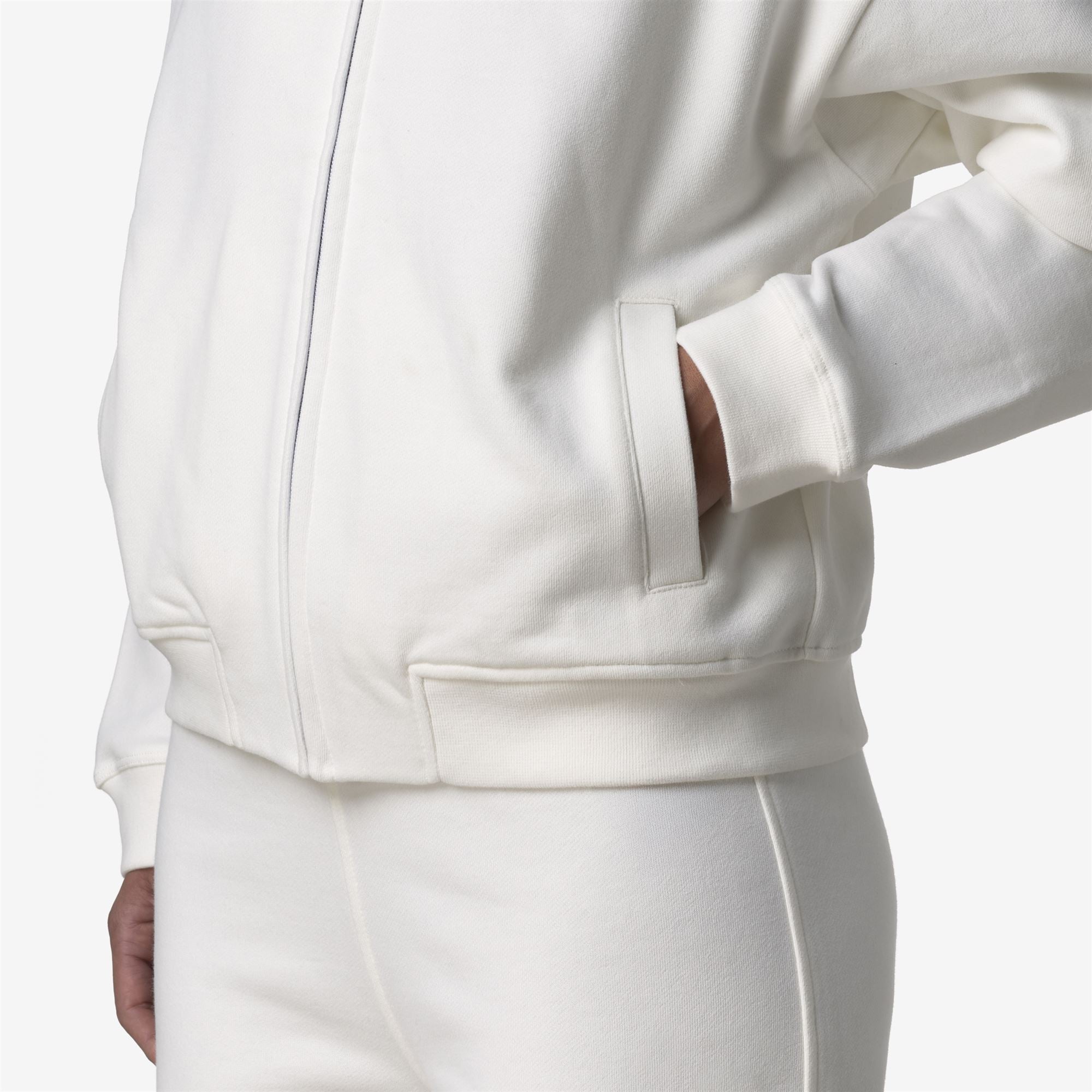 Fleece_WOMAN_ARWEN FLEECE PEACH_Jacket_White Gardenia - Commercial 7