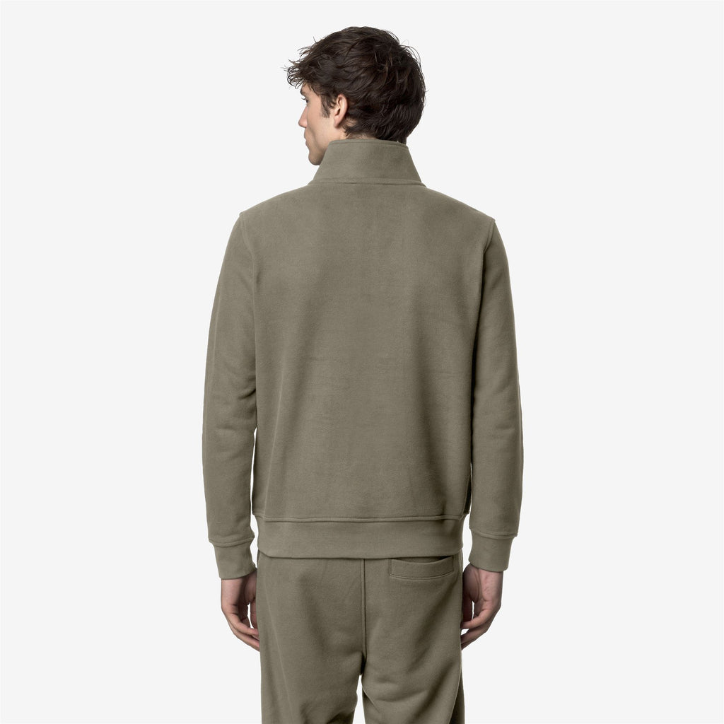 Fleece_MAN_FINNICK HEAVY FLEECE_Pull Over_Green Oak - Commercial 6