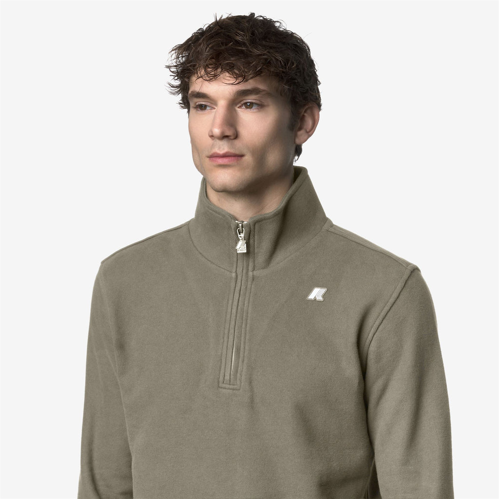 Fleece_MAN_FINNICK HEAVY FLEECE_Pull Over_Green Oak - Commercial 7