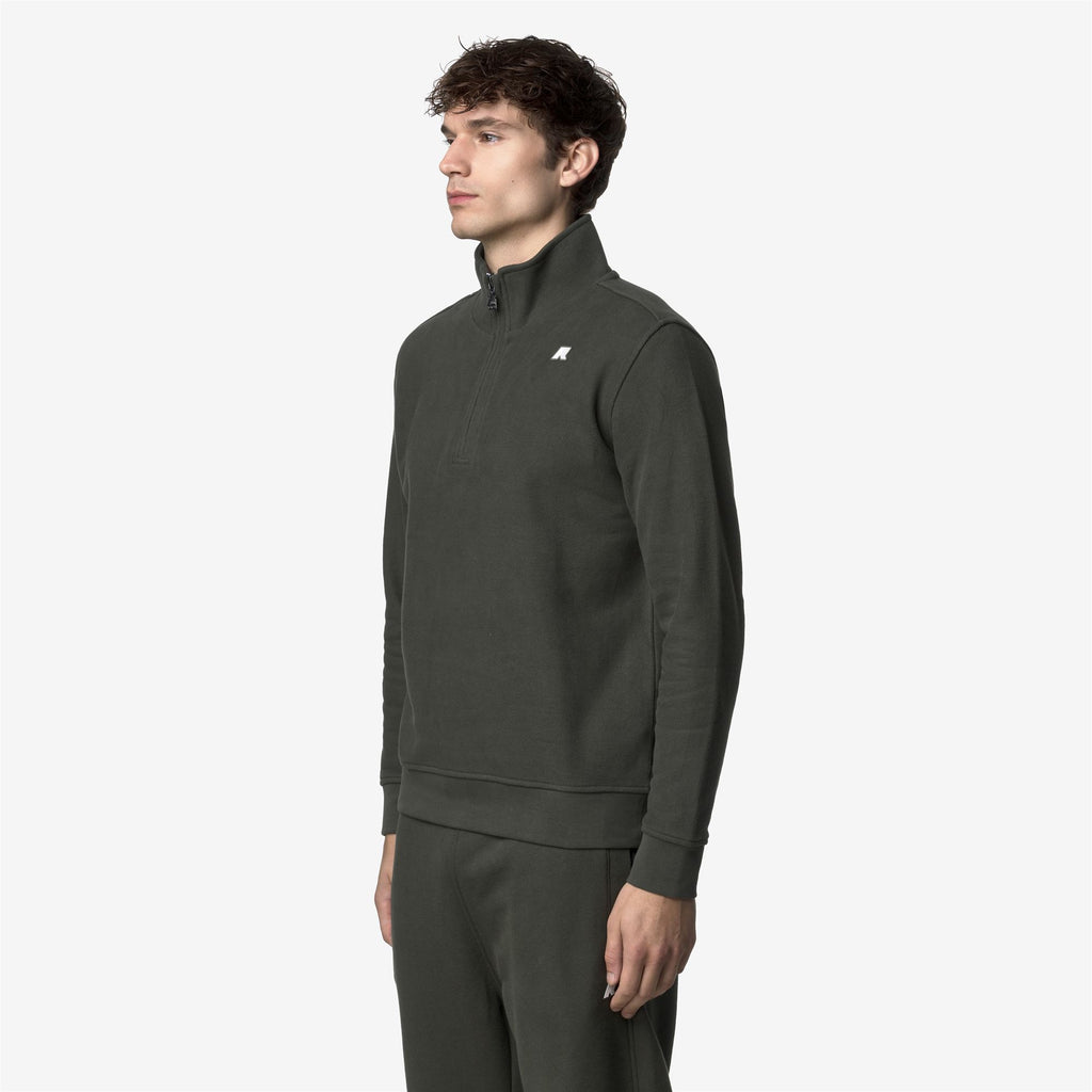 Fleece_MAN_FINNICK HEAVY FLEECE_Pull Over_GREEN BLACKISH - Commercial 5