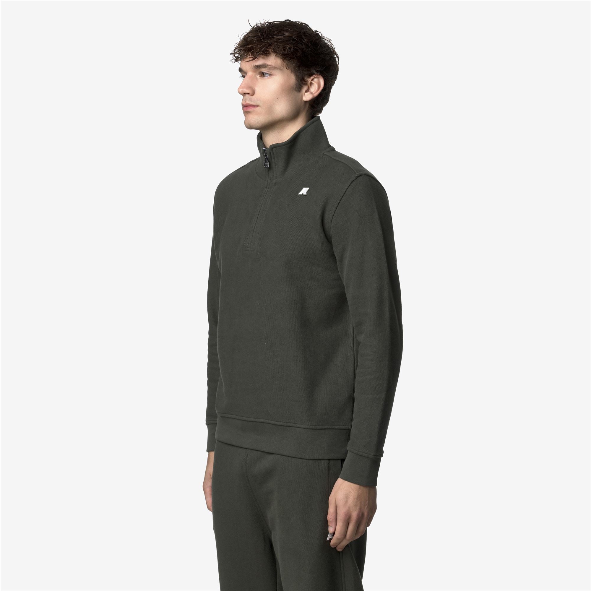 Fleece_MAN_FINNICK HEAVY FLEECE_Pull Over_GREEN BLACKISH - Commercial 5