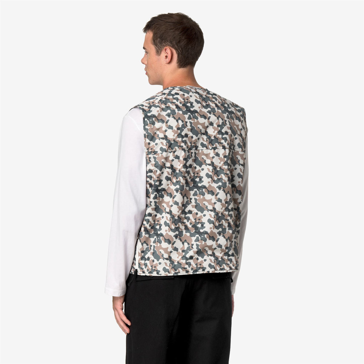Jackets_Unisex_ALLOS GRAPHIC CITADIUM_Vest_White Gardenia - GREEN BLACKISH  - Beige Khaki - Commercial 6