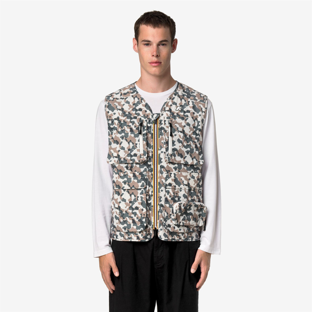 Jackets_Unisex_ALLOS GRAPHIC CITADIUM_Vest_White Gardenia - GREEN BLACKISH  - Beige Khaki - Commercial 4
