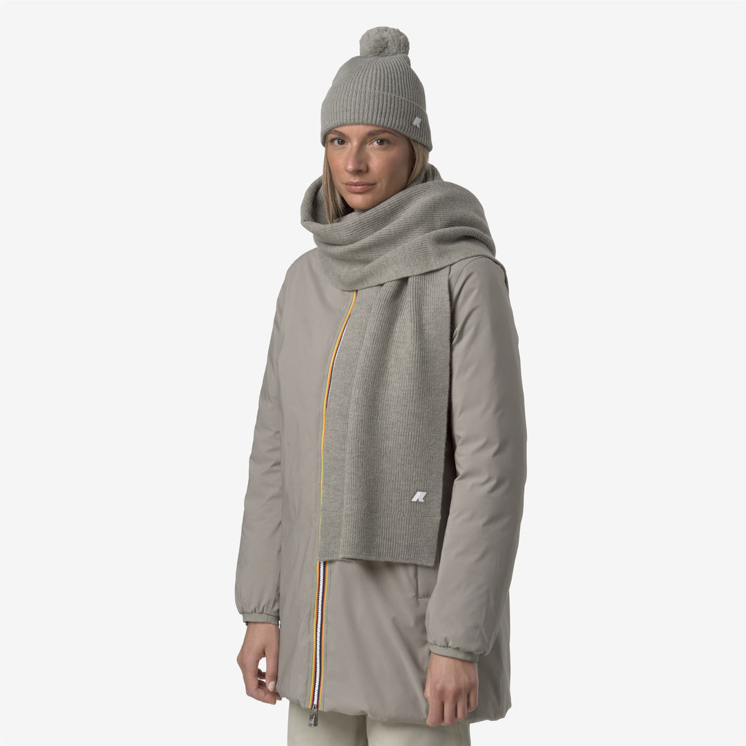Bufanda de lana unisex de roble verde para abrigarse en invierno main