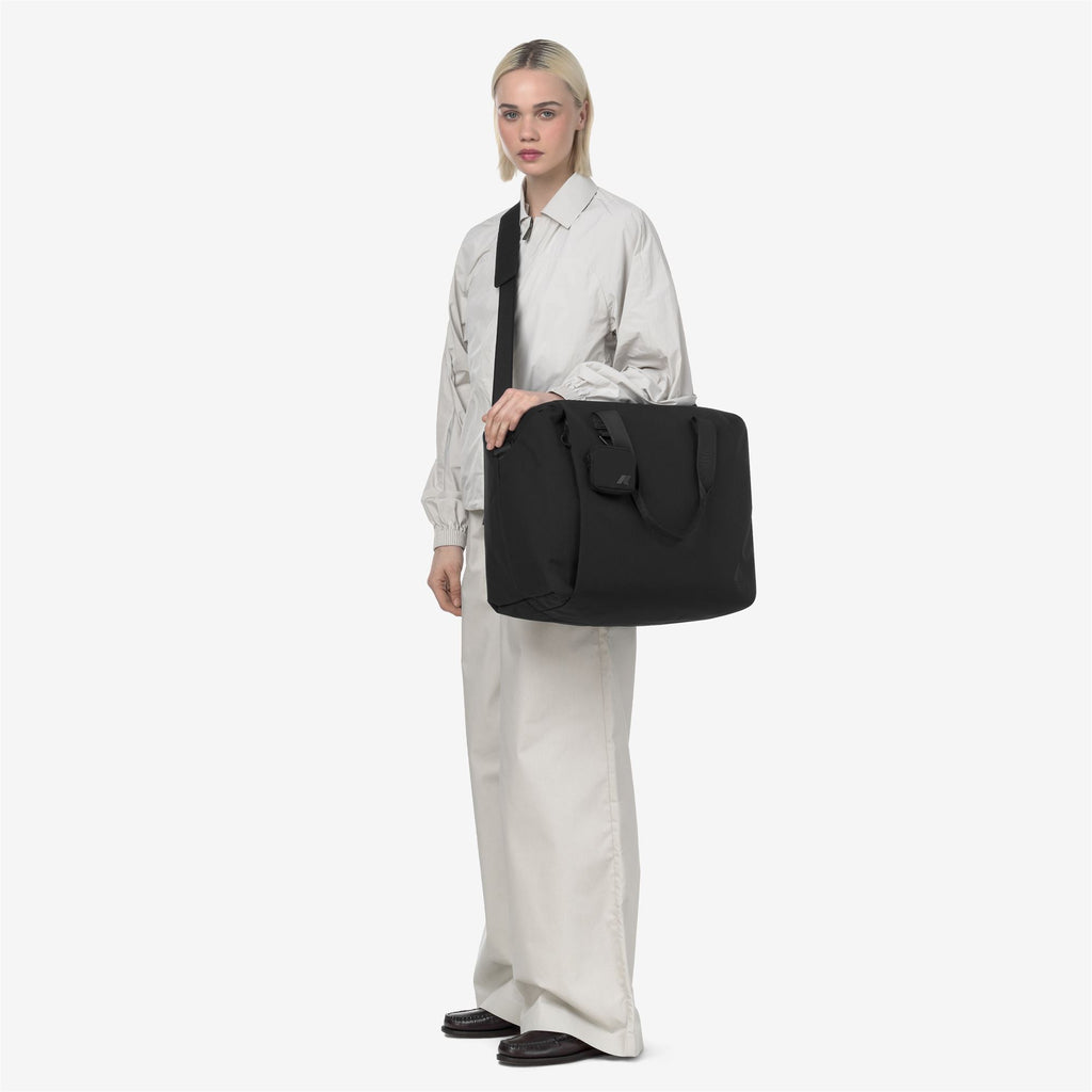 Bags_UNISEX_SIRIUS_Duffle_Black Pure - Commercial 5