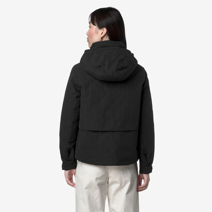 Chaqueta corta negra de corte A para mujer con aislamiento PrimaLoft 6