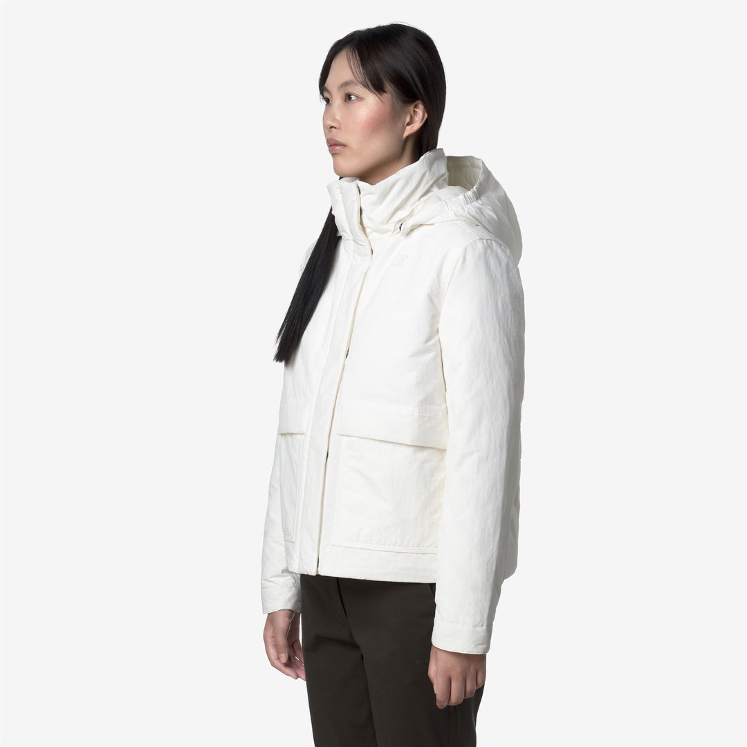 Giacca corta da donna bianca a trapezio con isolamento PrimaLoft main