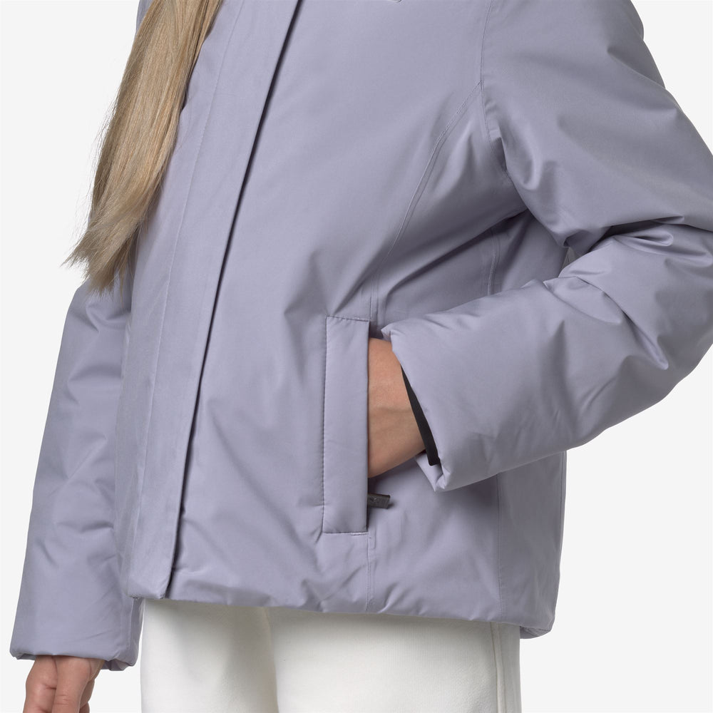 Giacca invernale corta da bambina Violet con materiale morbido al tatto 02