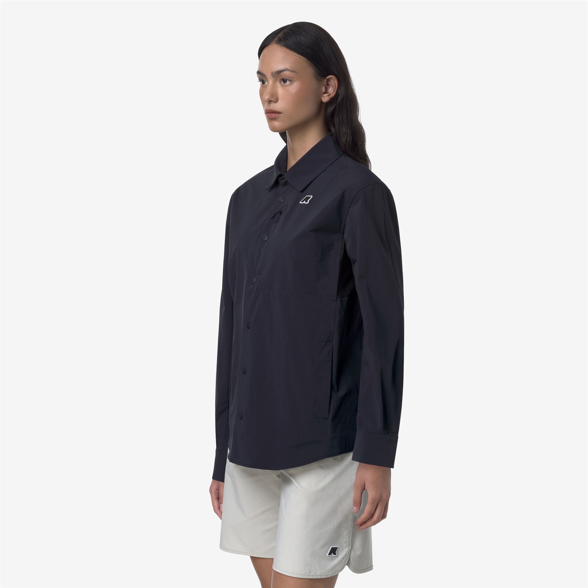 Shirts_UNISEX_FERREE_Classic_Blue Depth - Commercial 5