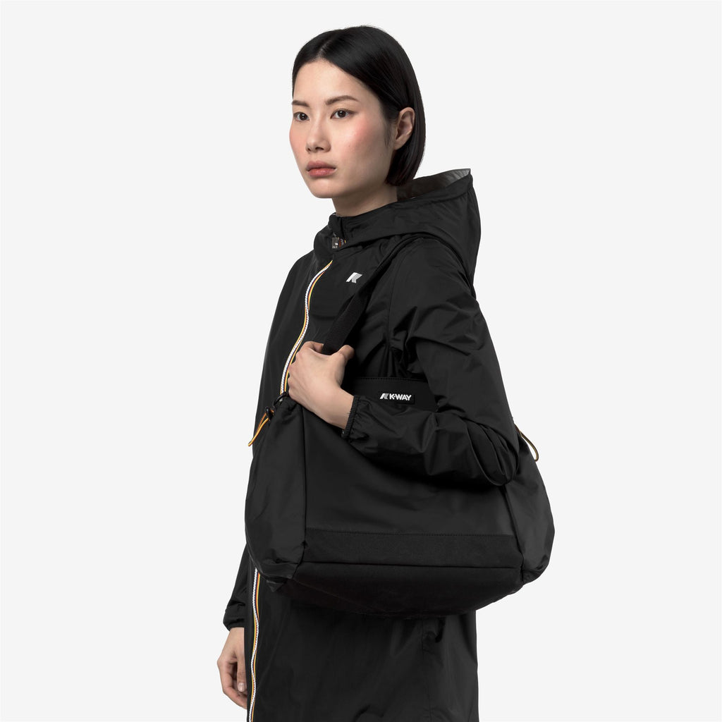 Bags_Woman_AISY_Tote Bag_Black Pure - Commercial 5