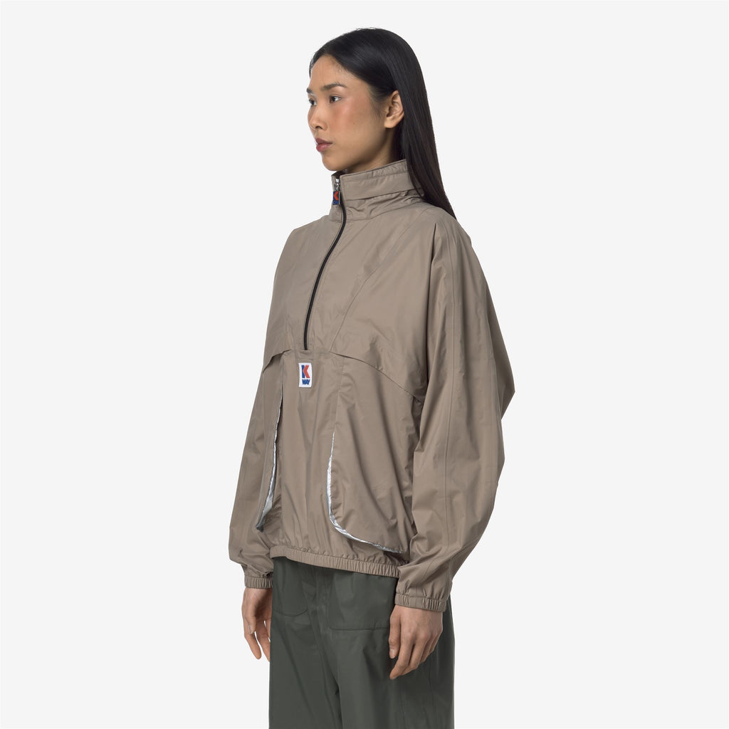 Jackets_UNISEX_7002 HALF ZIP_Short_Beige Taupe - Commercial 5