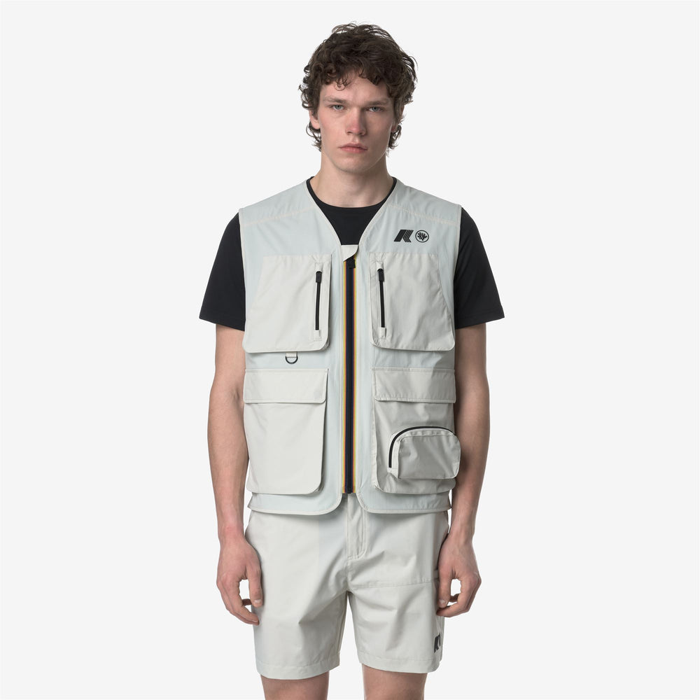 Gilet Unisex Outdoor Beige e Grigio in Nylon Riciclato con Tasche 02