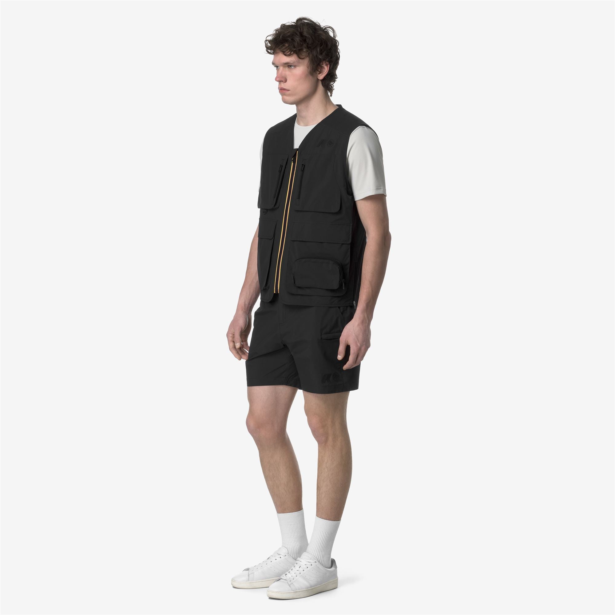 Shorts_MAN_TAPRINNE CORAL GARDENERS_Cargo_Black Pure - Commercial 5