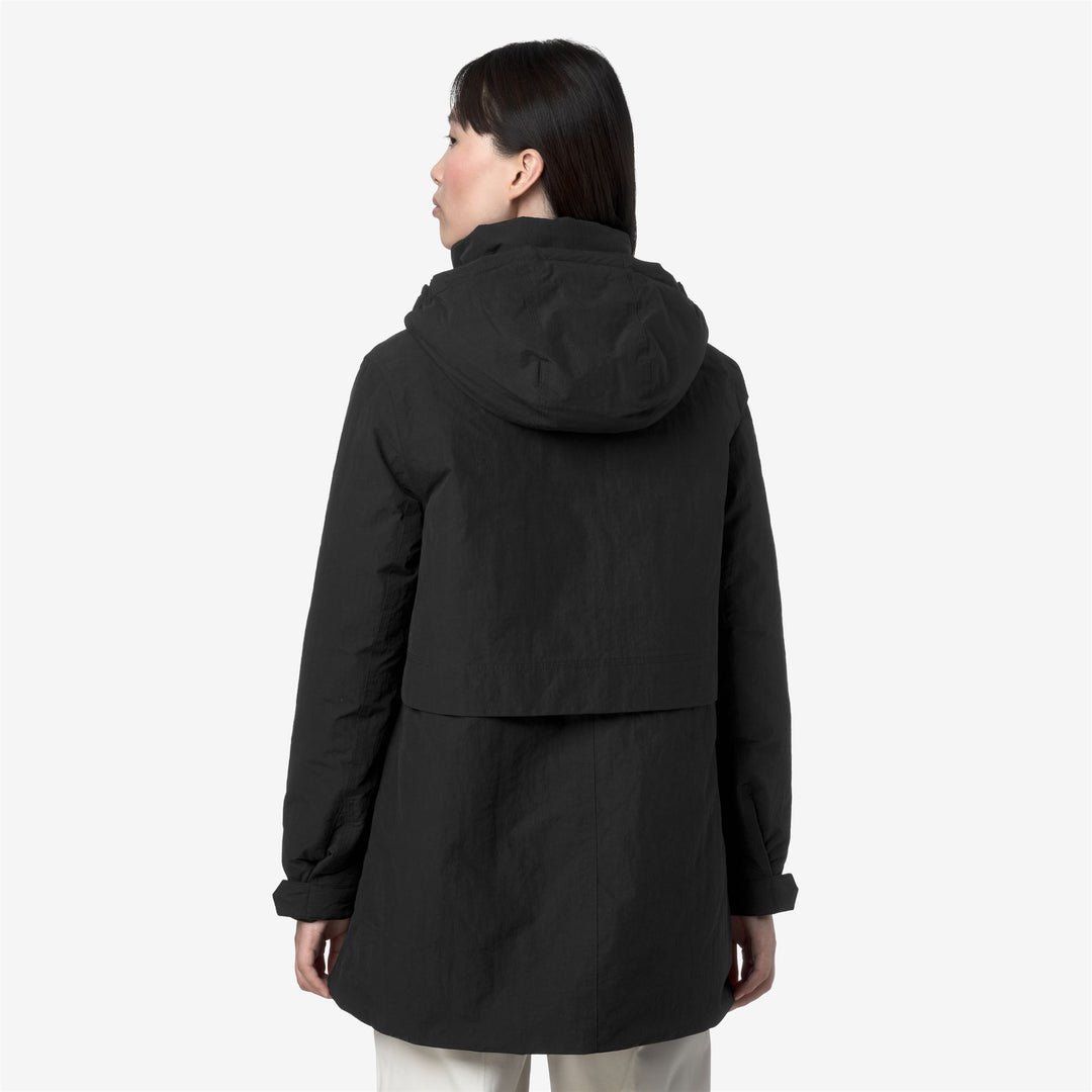 Giacca isolante nera da donna a trapezio, lunghezza 3/4 main