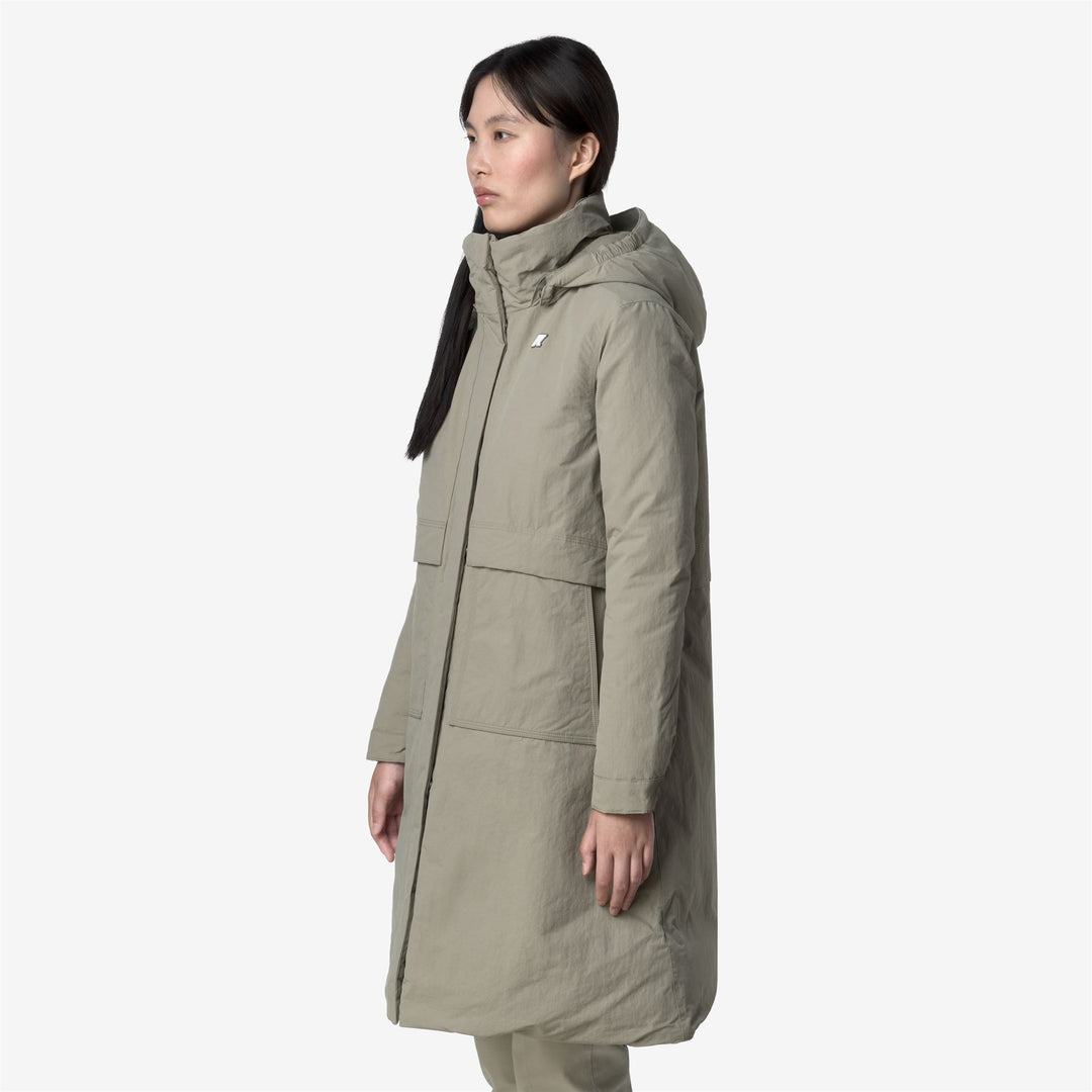 Chaqueta larga verde de corte A para mujer con capucha y aislamiento PrimaLoft main