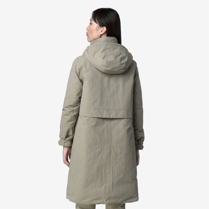 Chaqueta larga verde de corte A para mujer con capucha y aislamiento PrimaLoft 12