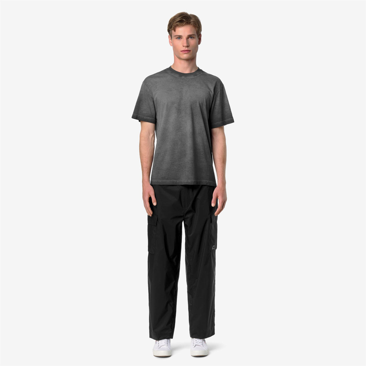 Pants_Man_MAT LF_Cargo_Black Pure - Commercial 4